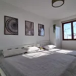 Сasa de vacaciones Mediterranean House - Forest Marjan