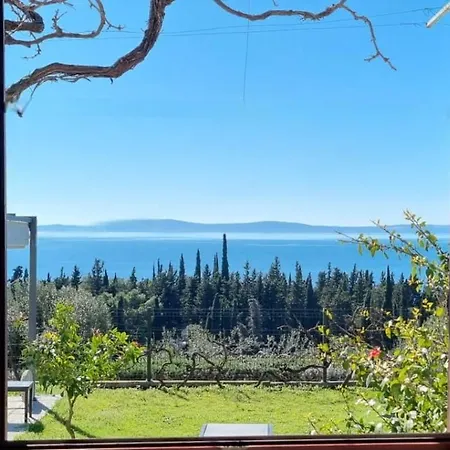 Vakantiehuis Mediterranean House - Forest Marjan *