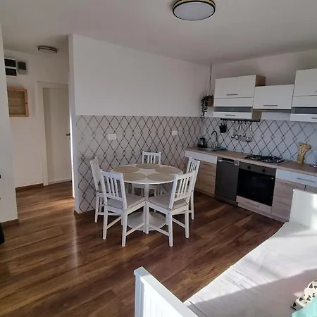 Mediterranean House - Forest Marjan Будинок відпочинку *