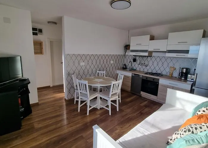 Mediterranean House - Forest Marjan Holiday home *