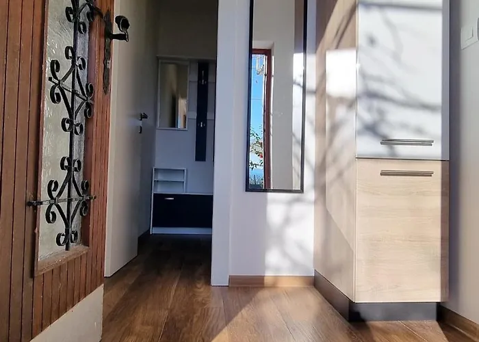 Mediterranean House - Forest Marjan *